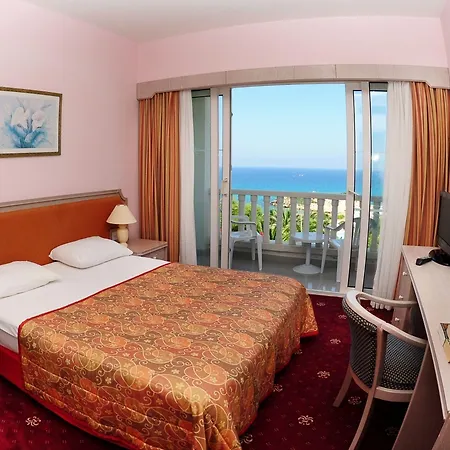 ホテル Denizkizi 4*